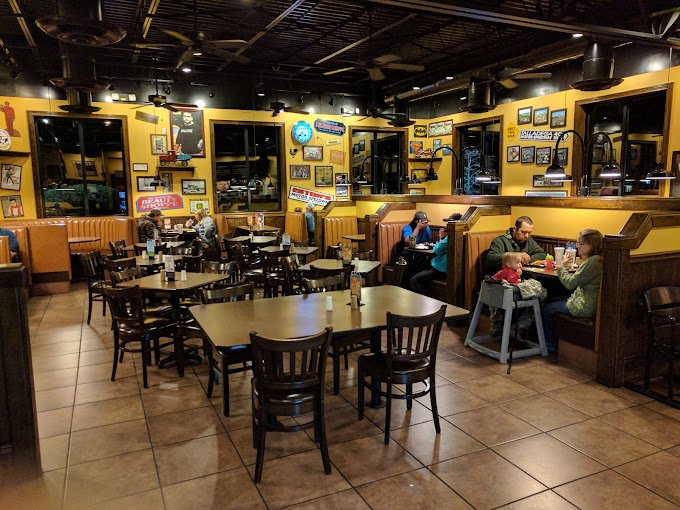 Zaxby's Chicken Fingers & Buffalo Wings dining hall