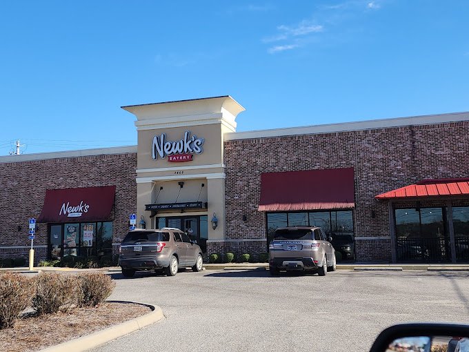 Newk's Eatery outside view