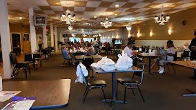 Lottie's Restaurant dining hall