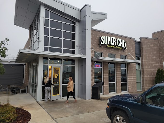 Super Chix outside view
