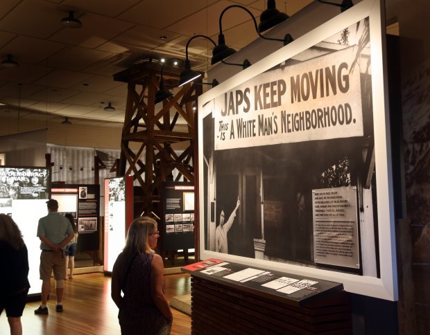 SJM-L-MANZANAR-0526-01