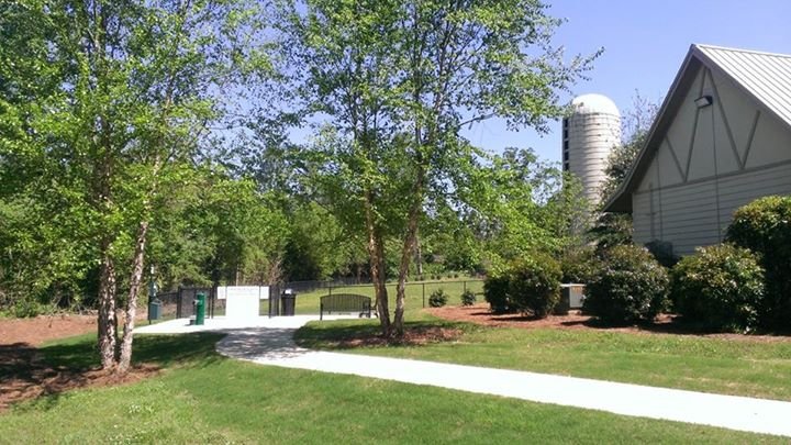 Town-Creek-Park-Dog-Park-in-Auburn